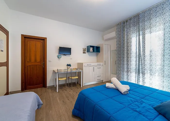 לינה וארוחת בוקר Montreux 4*