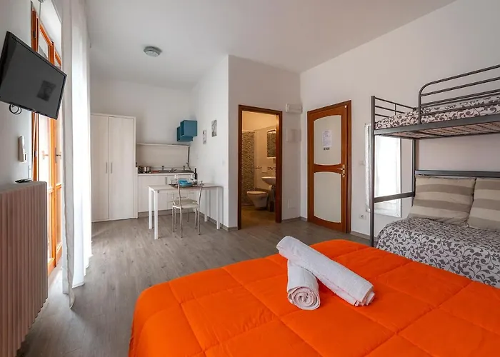 לינה וארוחת בוקר Montreux 4*