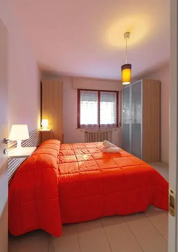 Montreux 4* רימיני